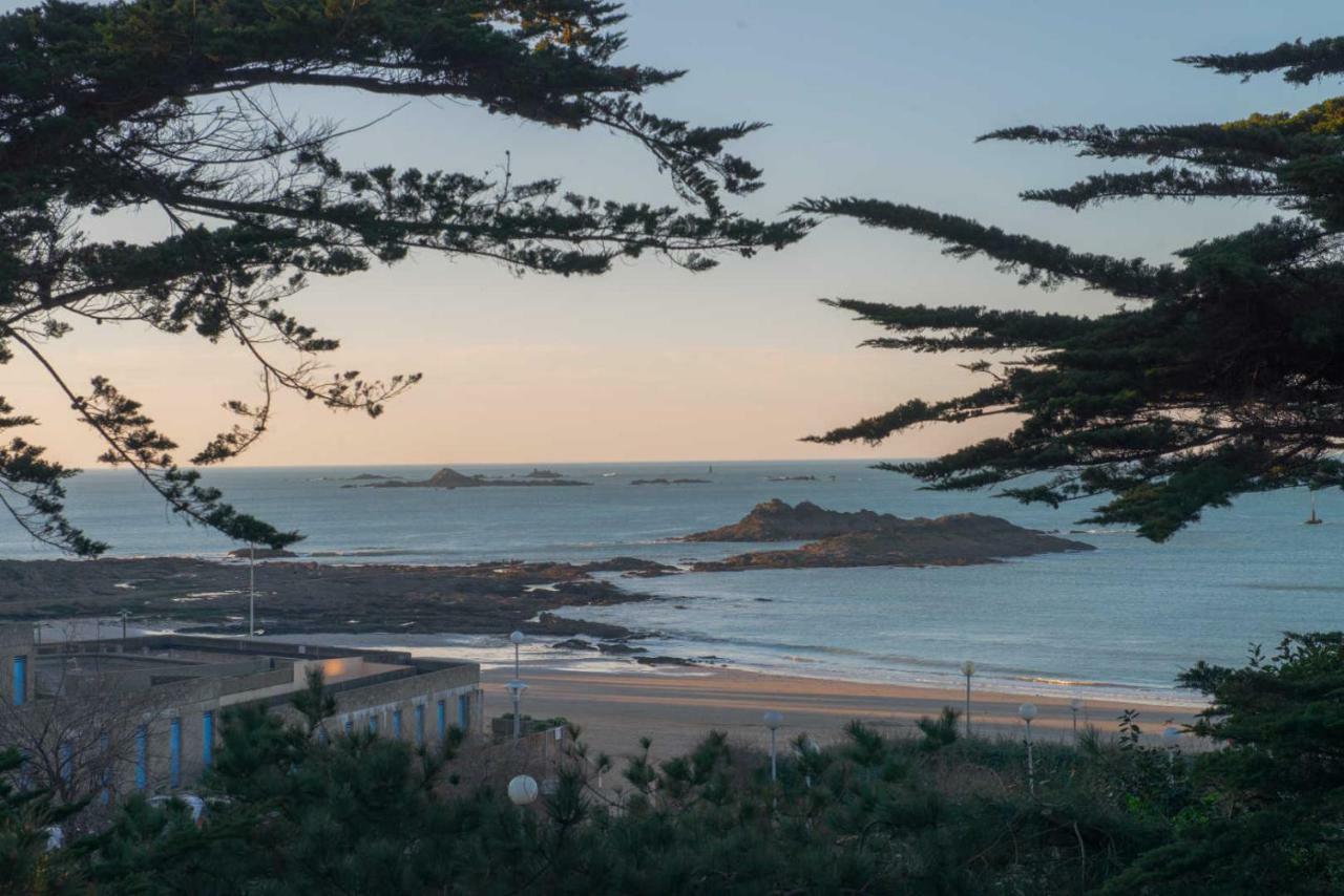 La Pinede Villa Dinard Exterior photo