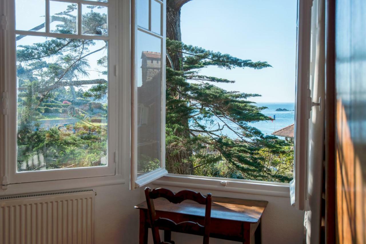 La Pinede Villa Dinard Exterior photo